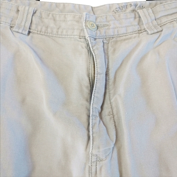 Tommy Bahama cargo shorts  341 - Picture 5 of 8